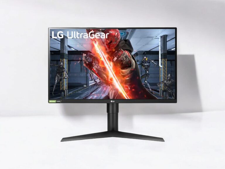 LG UltraGear 27-Inch QHD Monitor with 144Hz, G-SYNC, and HDR10
